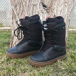Vans V1 Ultracush OG Hi-Standard Snow Boots Unisex